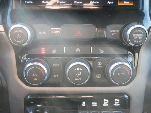 Used 2023 RAM 1500 Big Horn AWD/4WD image 20