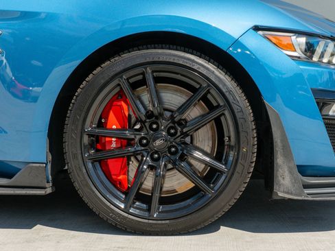 Used 2021 Ford Mustang Shelby GT500 w/ Technology Package image 41