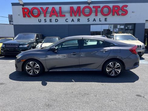 Used 2017 Honda Civic EX-T image 16