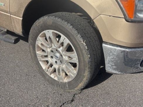 Used 2012 Ford F150 XLT w/ XLT Convenience Pkg image 4