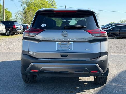 Used 2023 Nissan Rogue SL w/ SL Premium Package image 6