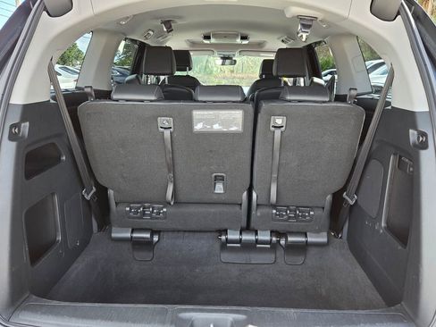 Certified 2023 Honda Odyssey Touring image 16