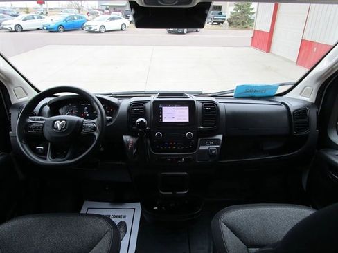 Used 2025 RAM ProMaster 2500 w/ Convenience Group FWD image 12