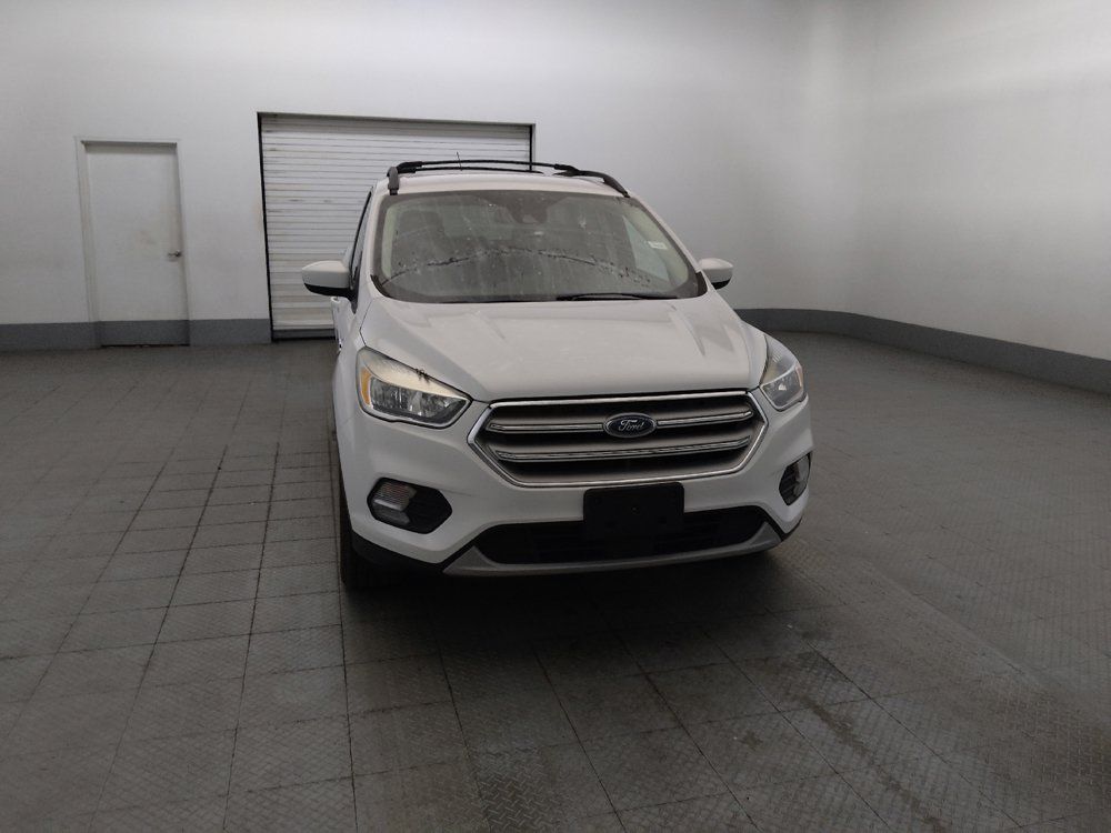 Used 2018 Ford Escape SE w/ Ford Safe & Smart Package AWD/4WD image 14