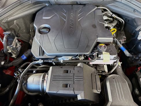 Used 2025 Genesis GV70 2.5T w/ Sport Prestige Package AWD/4WD image 39