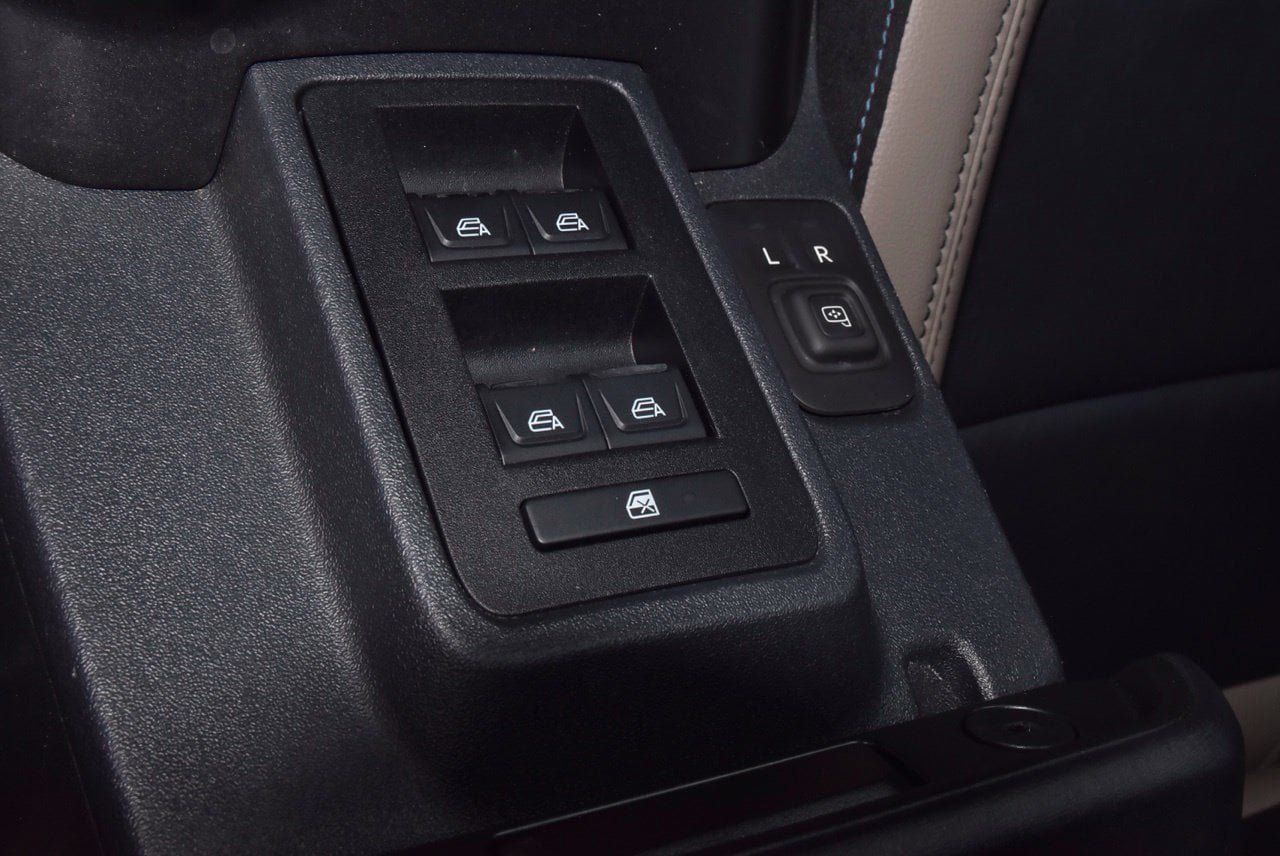 Used 2022 Ford Bronco Wildtrak AWD/4WD image 35