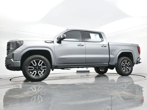 Used 2024 GMC Sierra 1500 AT4 w/ Technology Package AWD/4WD image 50