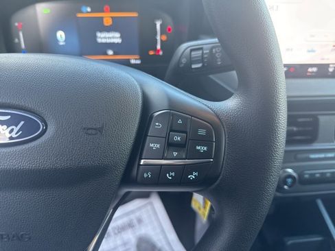 New 2025 Ford Maverick XL image 17