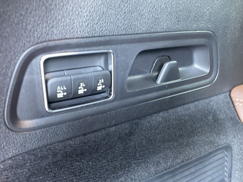 Certified 2024 Mercedes-Benz GLS 450 4MATIC image 11