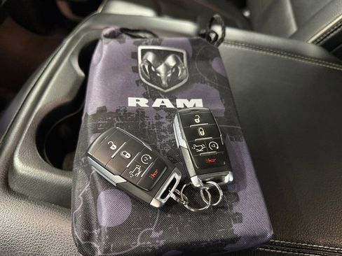 Used 2023 RAM 1500 Laramie AWD/4WD image 43