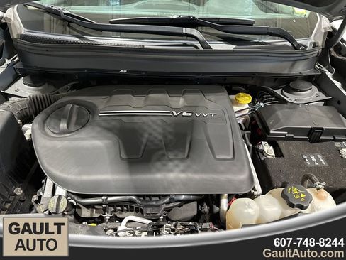 Used 2021 Jeep Cherokee Latitude Lux w/ Sun & Sound Group image 21