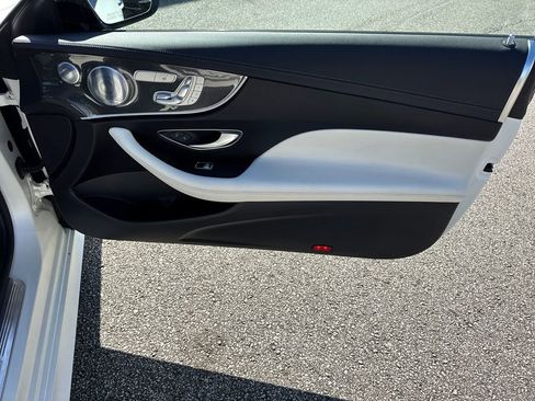 Used 2018 Mercedes-Benz E 400 E 400 image 14
