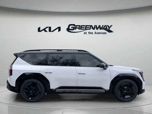 New 2026 Kia EV9 GT-Line image 5