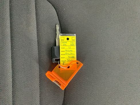 Used 2015 Nissan Frontier S RWD image 33