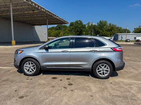 Used 2023 Ford Edge SEL w/ Convenience Package AWD/4WD image 8