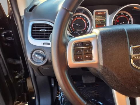 Used 2019 Dodge Journey SE w/ Premium Group image 13