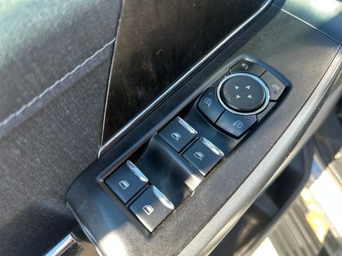 Used 2022 Ford F150 Lariat w/ Equipment Group 502A High image 12