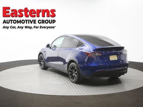 Used 2021 Tesla Model Y Long Range AWD/4WD image 59