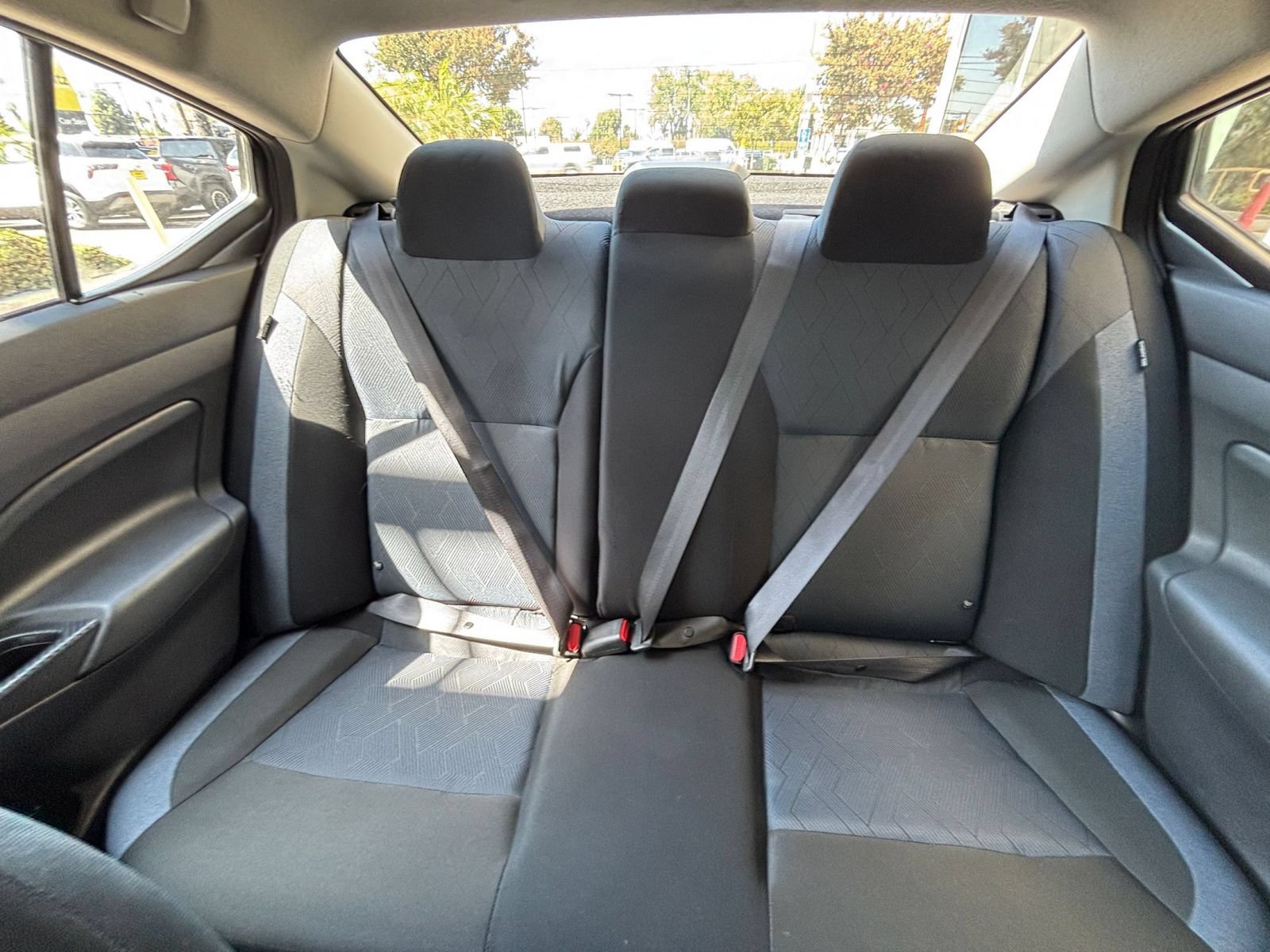 Used 2025 Nissan Versa SV FWD image 36