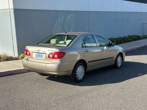 Used 2006 Toyota Corolla CE image 5