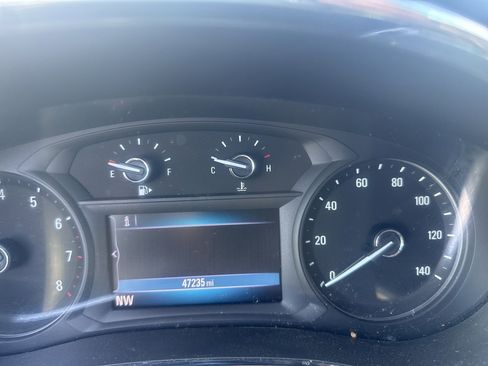 Used 2022 Buick Encore Preferred w/ Safety Package image 28