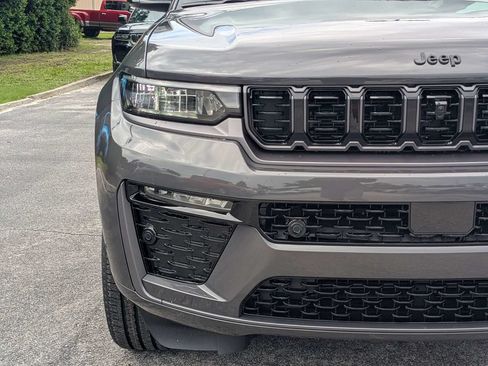 New 2026 Jeep Grand Cherokee Limited AWD/4WD image 10