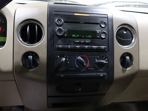 Used 2004 Ford F150 XLT image 22