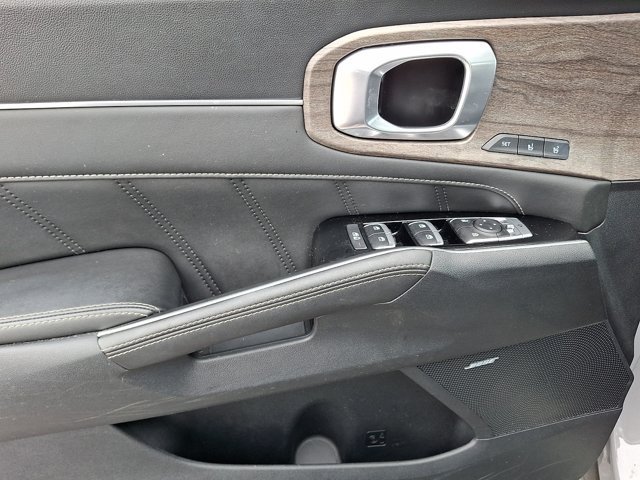 Used 2022 Kia Sorento AWD image 14