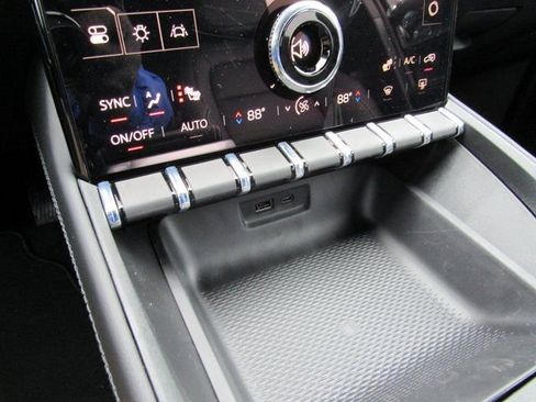 New 2026 GMC Terrain Elevation w/ Elevation Premium Package AWD/4WD image 18