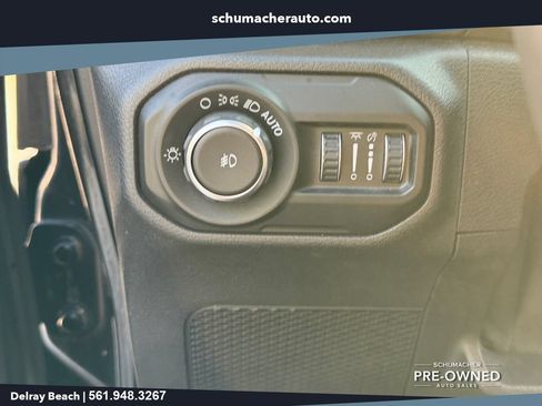 Used 2020 Jeep Wrangler Unlimited Sport S AWD/4WD image 24