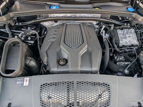 New 2026 Porsche Macan image 28