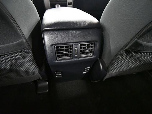 Used 2019 Toyota 4Runner SR5 AWD/4WD image 16