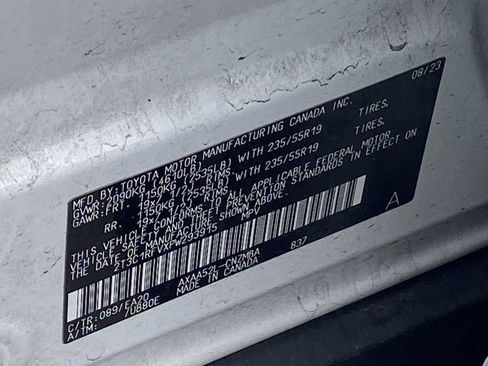 Used 2023 Toyota RAV4 XLE Premium FWD image 9