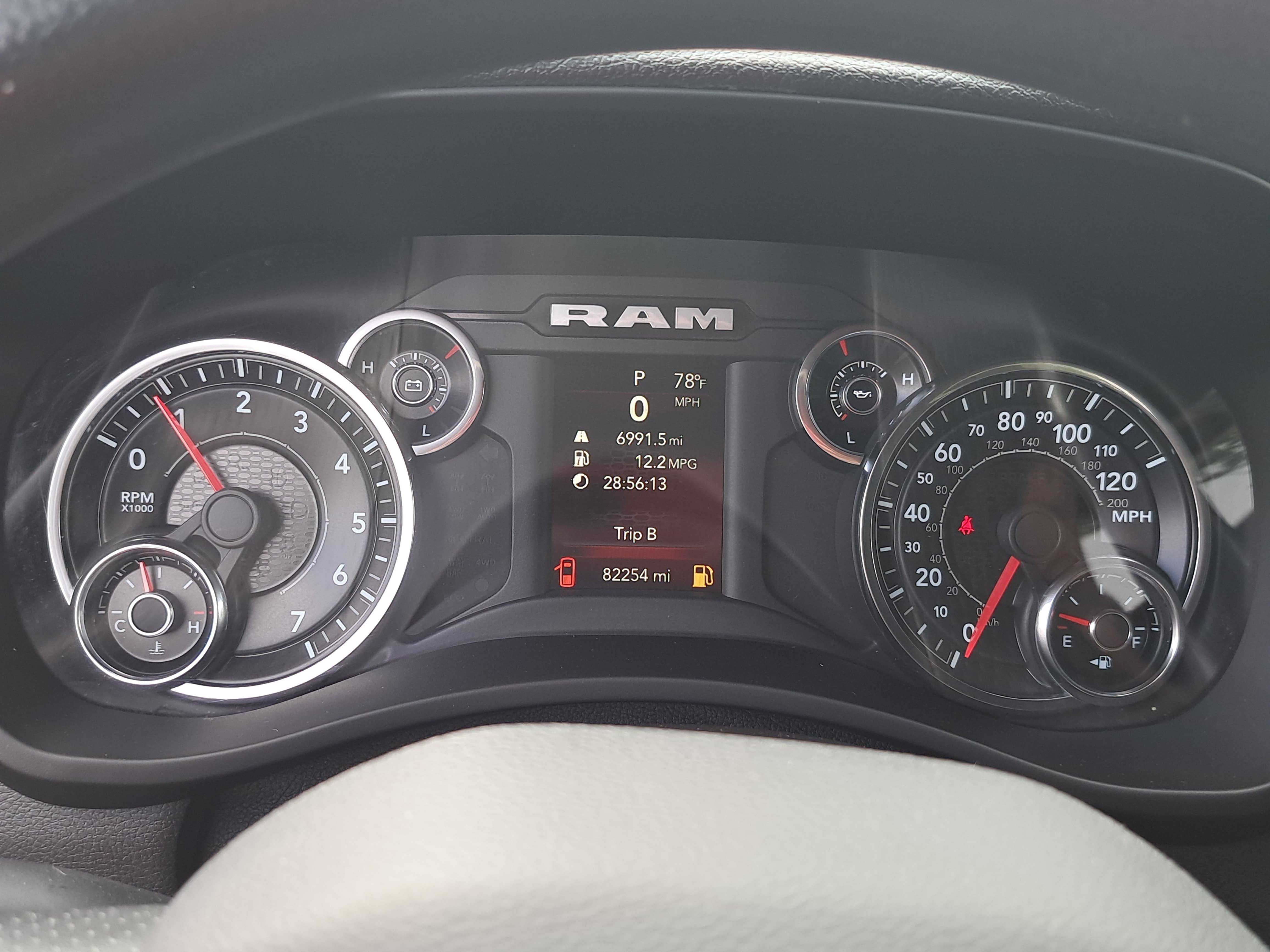 Used 2022 RAM 2500 Big Horn AWD/4WD image 18