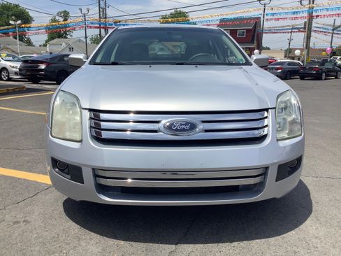 Used 2006 Ford Fusion SE FWD image 2