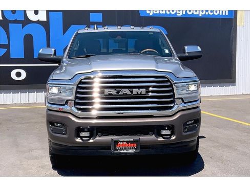 Used 2022 RAM 3500 Limited AWD/4WD image 3