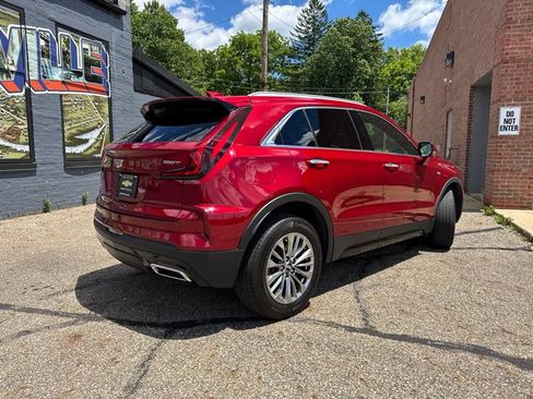 Used 2024 Cadillac XT4 Premium Luxury w/ Active Safety Package AWD/4WD image 4