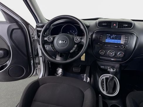 Certified 2019 Kia Soul FWD image 21