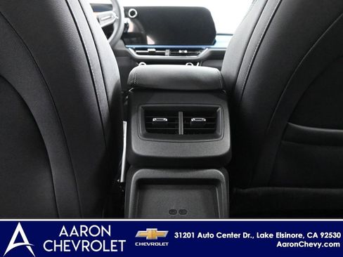 New 2026 Chevrolet Equinox EV LT image 27