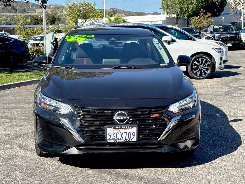 Used 2025 Nissan Sentra SR FWD image 9