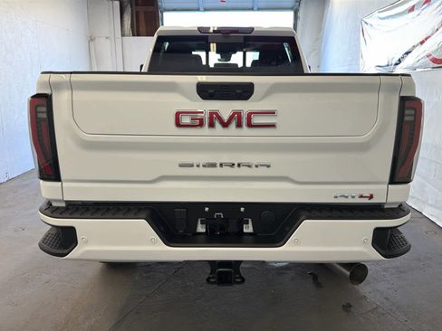 New 2026 GMC Sierra 2500 AT4 w/ AT4 Premium Plus Package image 6