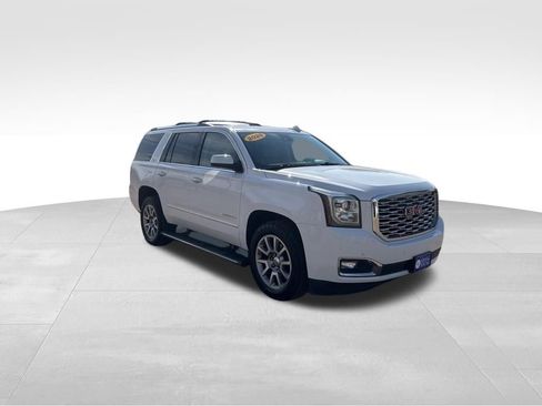 Used 2020 GMC Yukon Denali image 4