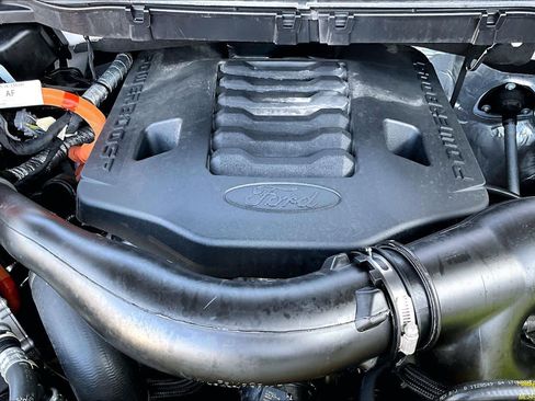 Certified 2023 Ford F150 XLT w/ Equipment Group 302A High image 33