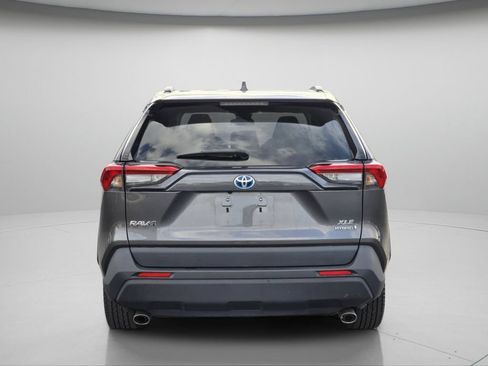 Used 2021 Toyota RAV4 XLE w/ Convenience Package AWD/4WD image 21