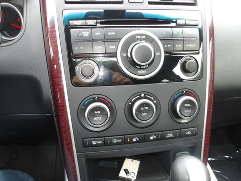 Used 2008 MAZDA CX-9 Grand Touring w/ Moonroof & Bose Audio Pkg image 21