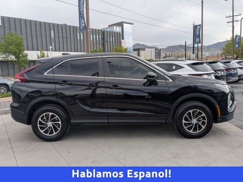 Used 2025 Mitsubishi Eclipse Cross ES AWD/4WD image 2