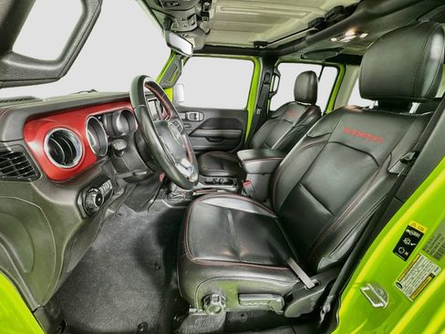 Used 2021 Jeep Wrangler Unlimited Rubicon AWD/4WD image 12