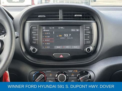 Used 2020 Kia Soul LX FWD image 10