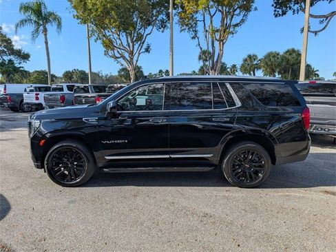 Used 2023 GMC Yukon SLT image 4