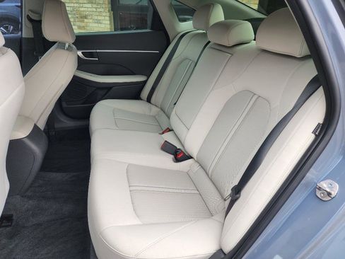 Used 2024 Hyundai Sonata SEL w/ Convenience Package FWD image 9